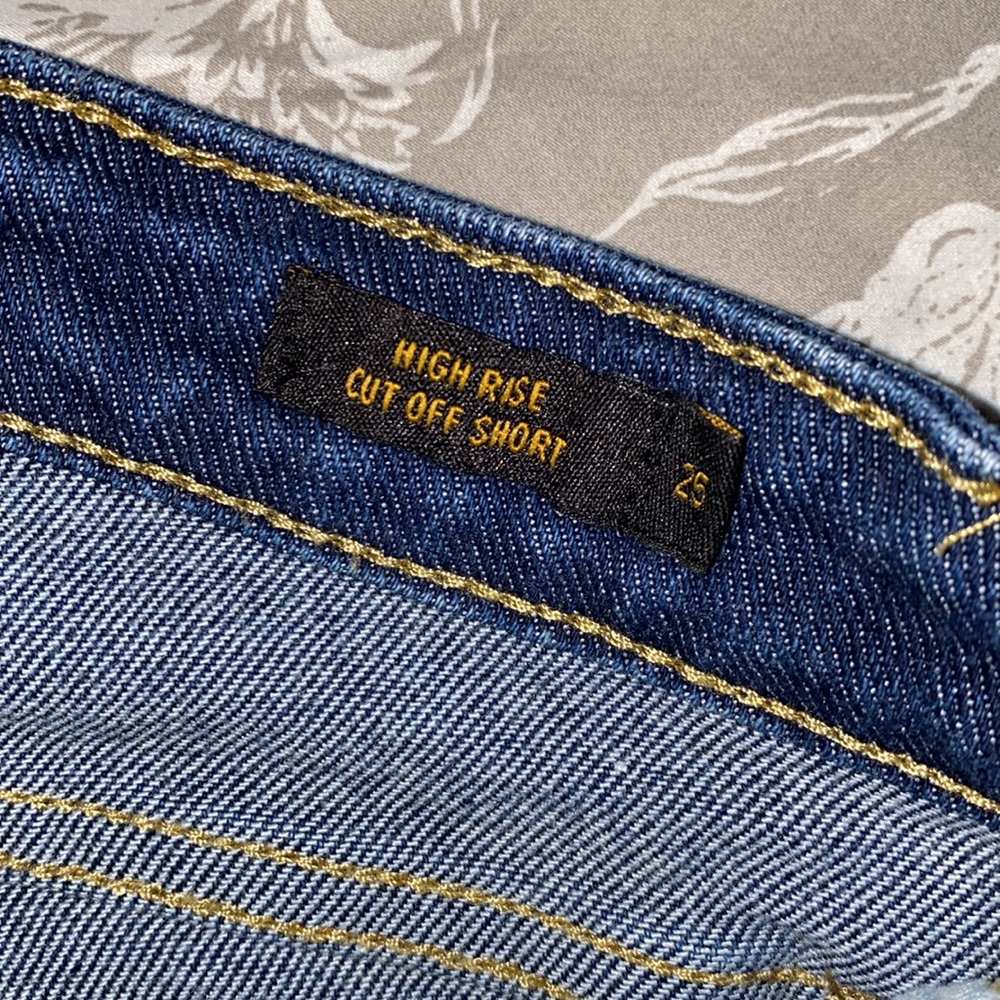 Lee high rise cut off shorts - Picture 3 of 3